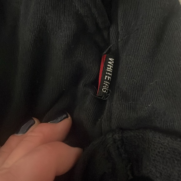 Shorts - Picture 2 of 5